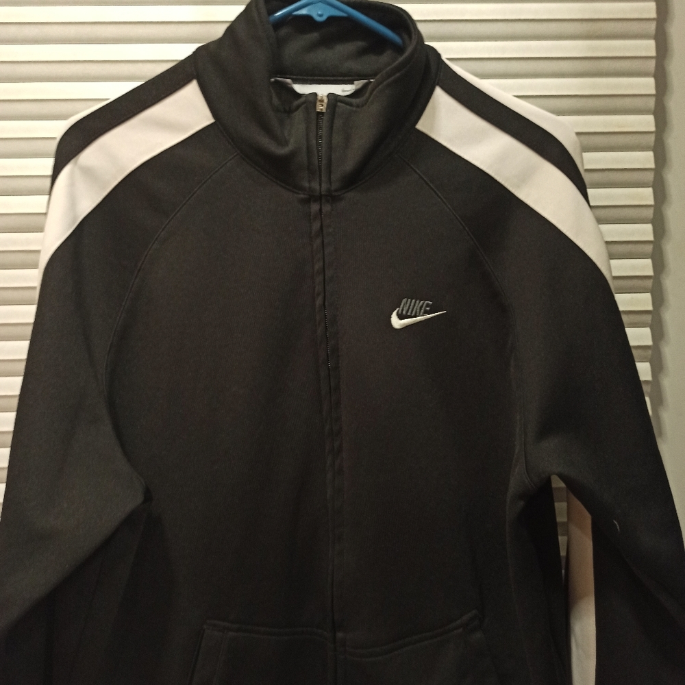 Nike Tracker Full Zip Up Jacket - image 2